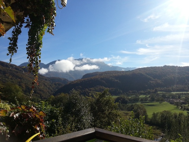 Comme promis je vous envoie un peu de soleil de mes belles montagnes....
